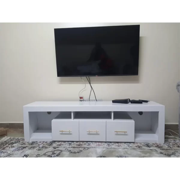 white tv stand with 3 drawers