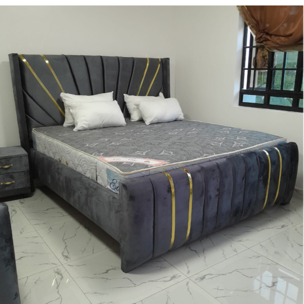 Stamford 6 by 6 chester bed with 2 side drawers and a mattress